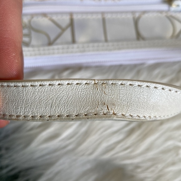 White and Gold Akdmks Purse NWT - Picture 16 of 16